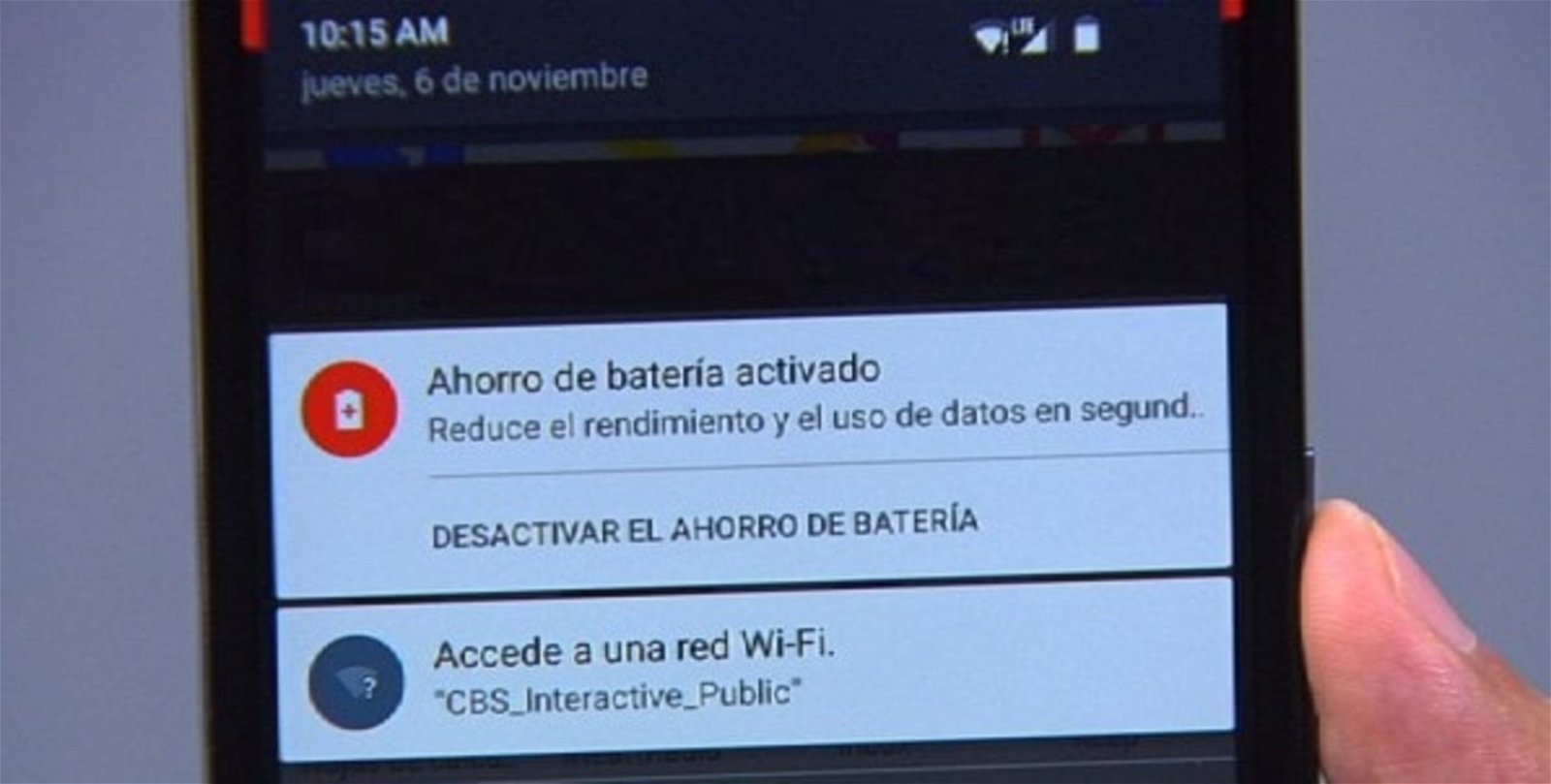 Móvil con el modo de ahorro de batería activado